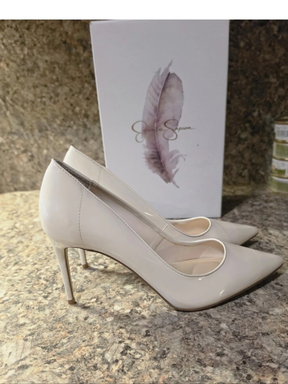 Jessica Simpson SETRIA Super Soft Womens Patent Pumps in Chalk Hue sz 9M (NIB)